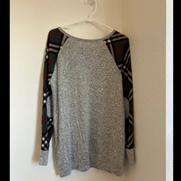 Reborn J brand lightweight sweater size XL - Picture 4 of 6